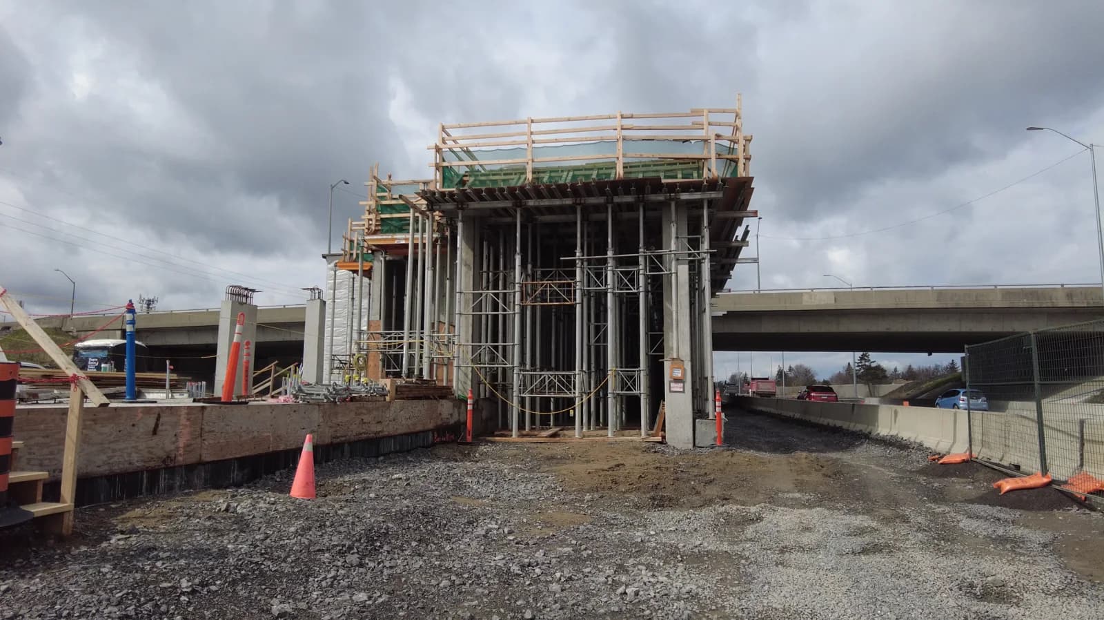 Construction of Jeanne d’Arc Station for Ottawa’s Confederation Line extension in April 2022.
